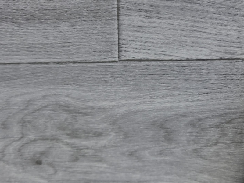 Mineflo PVC Zemin Kaplama Gri Ahşap Desenli 2mm 2m x 5m – Ahşap Görünümlü Vinil Döşeme